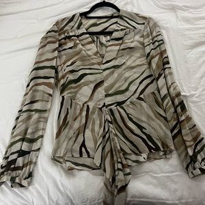 Elie Tahari blouse- small
